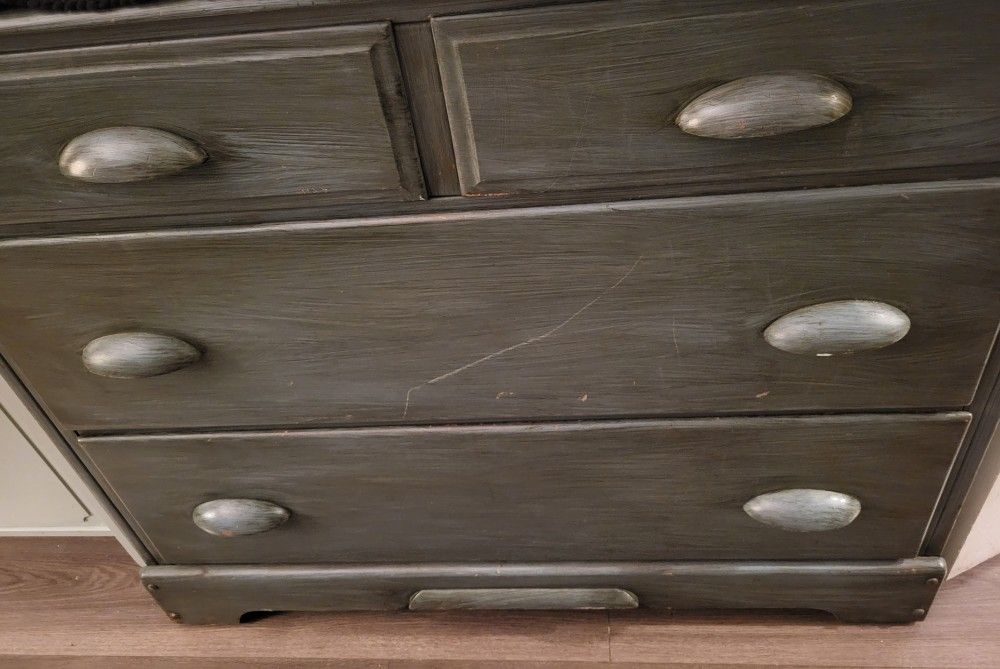 Wood Dresser - photo 4