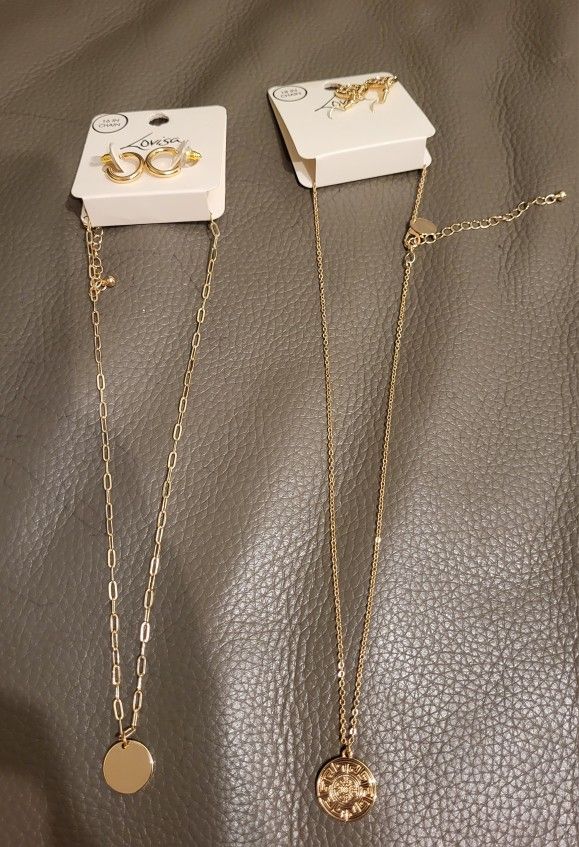 Women Neckless Set