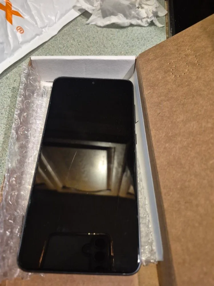 Samsung S21 FE Unlocked 128 GB image indicator(7)