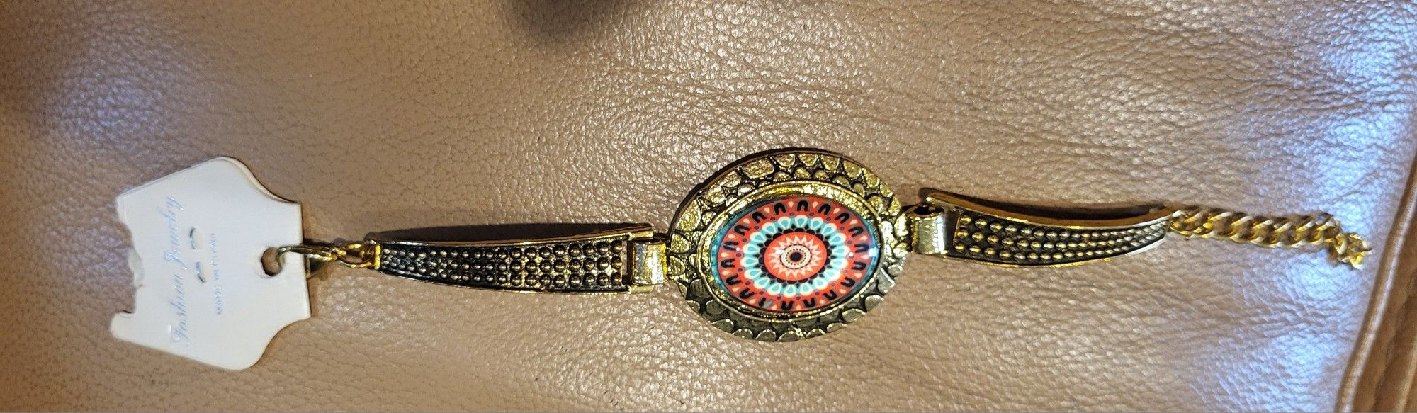 Bracelet