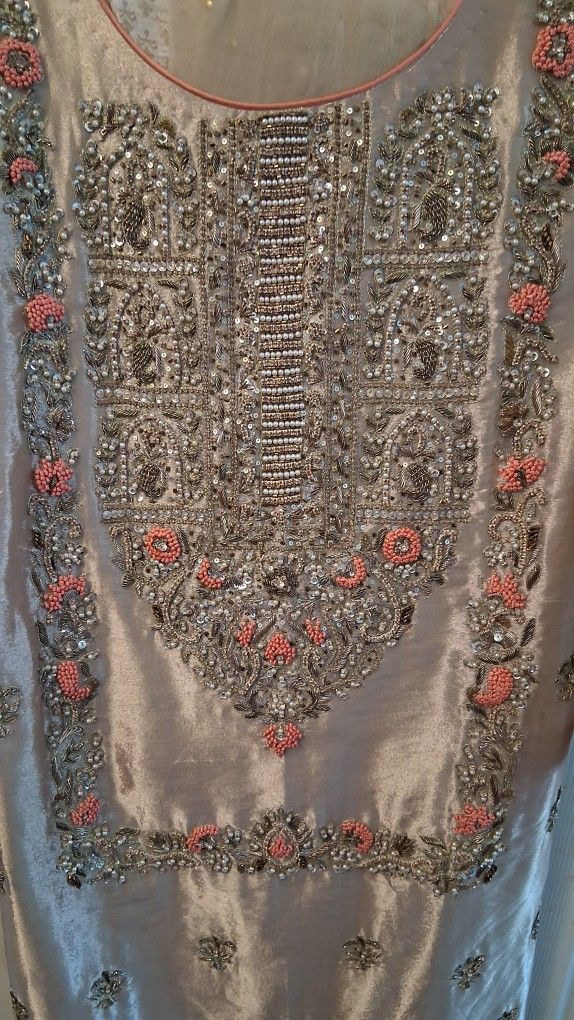 Pakistani/indian Dress Misouri SILK Embrioded - photo 2