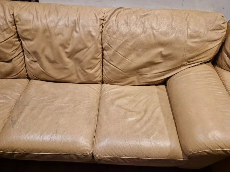 Original Italian Leather Sofa Set image indicator(3)