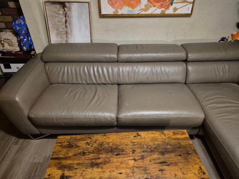 Original Leather L Shaped Sofa - photo 4