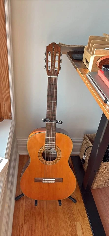 Kent Classical Guitar