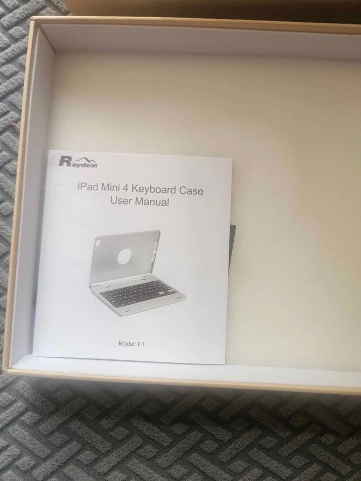IPad 4 mini case with keyboard - photo 2