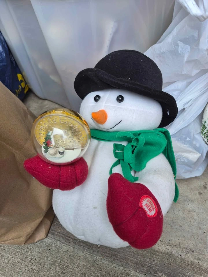 Assorted vintage Christmas Plush Decorations - photo 3