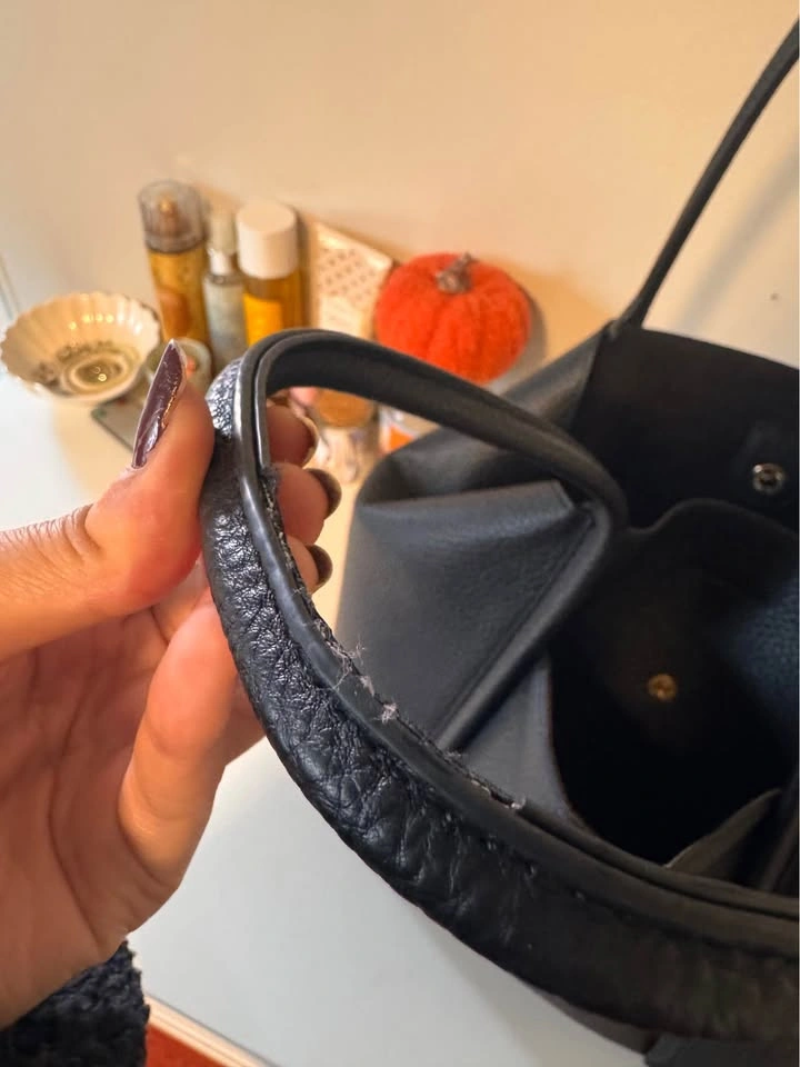 Leather Shoulder Bag - photo 3