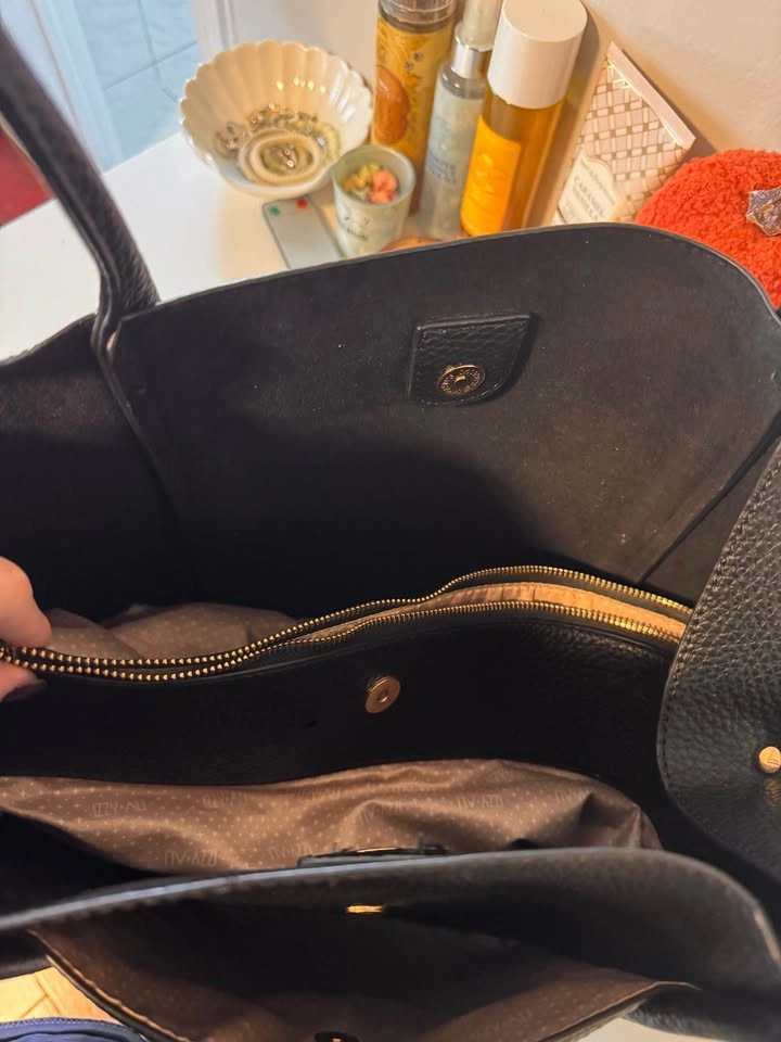 Leather Shoulder Bag - photo 4