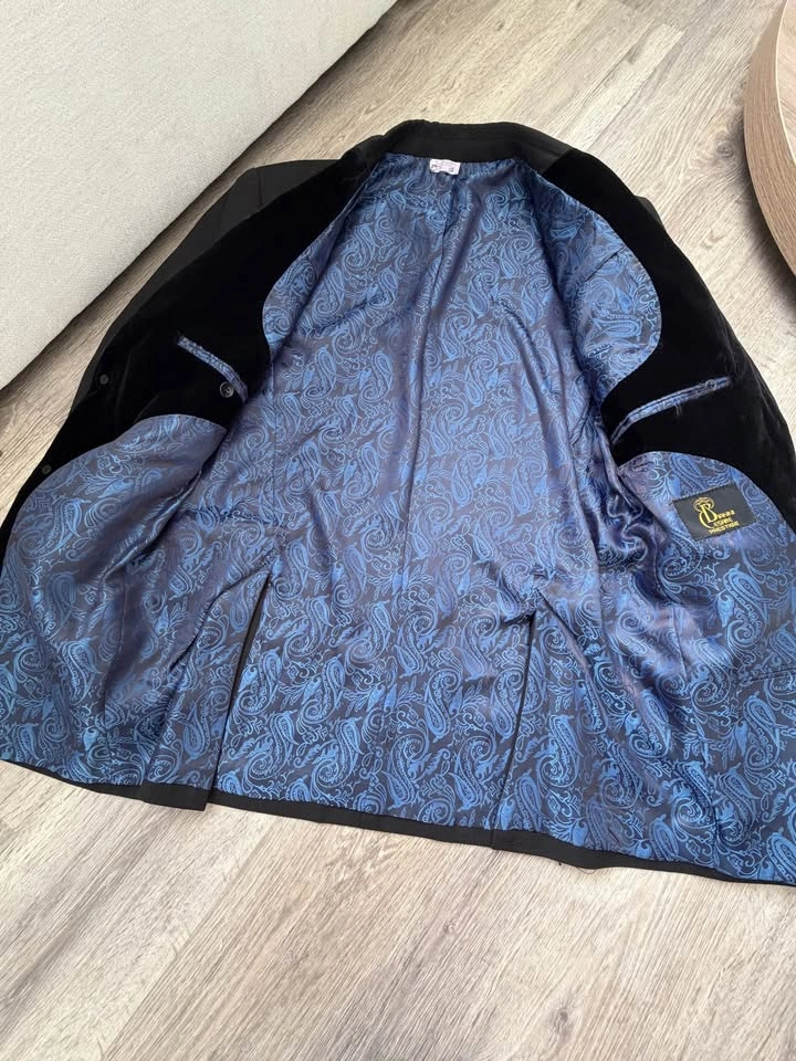 Gianni Cesare Prestige Black Blazer with Velvet Lapels - photo 2