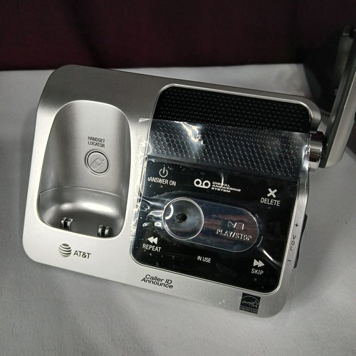 AT&T BL102-3 DECT 6.0 Cordless Phone 3-Handset System - photo 4