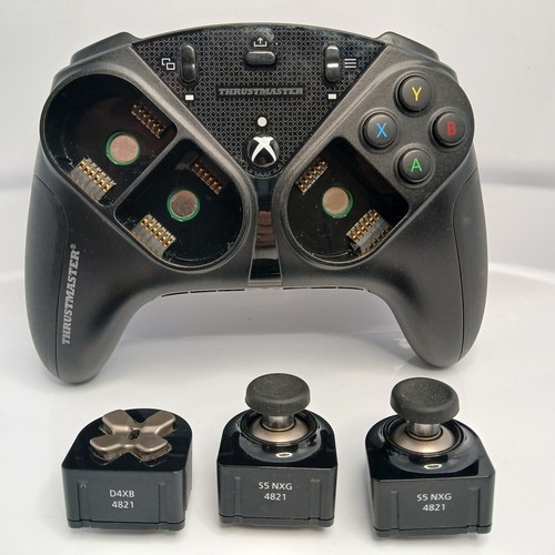Thrustmaster ESWAP X PRO Controller (WORKS but DRIFT) - photo 2