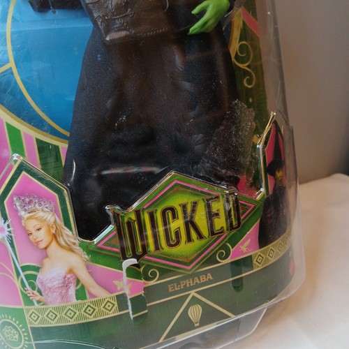 Wicked Elphaba Fashion Doll Mattel Universal Pictures - photo 2