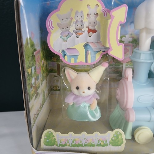 Calico Critters Floating Cloud Rainbow Train Parade - photo 2