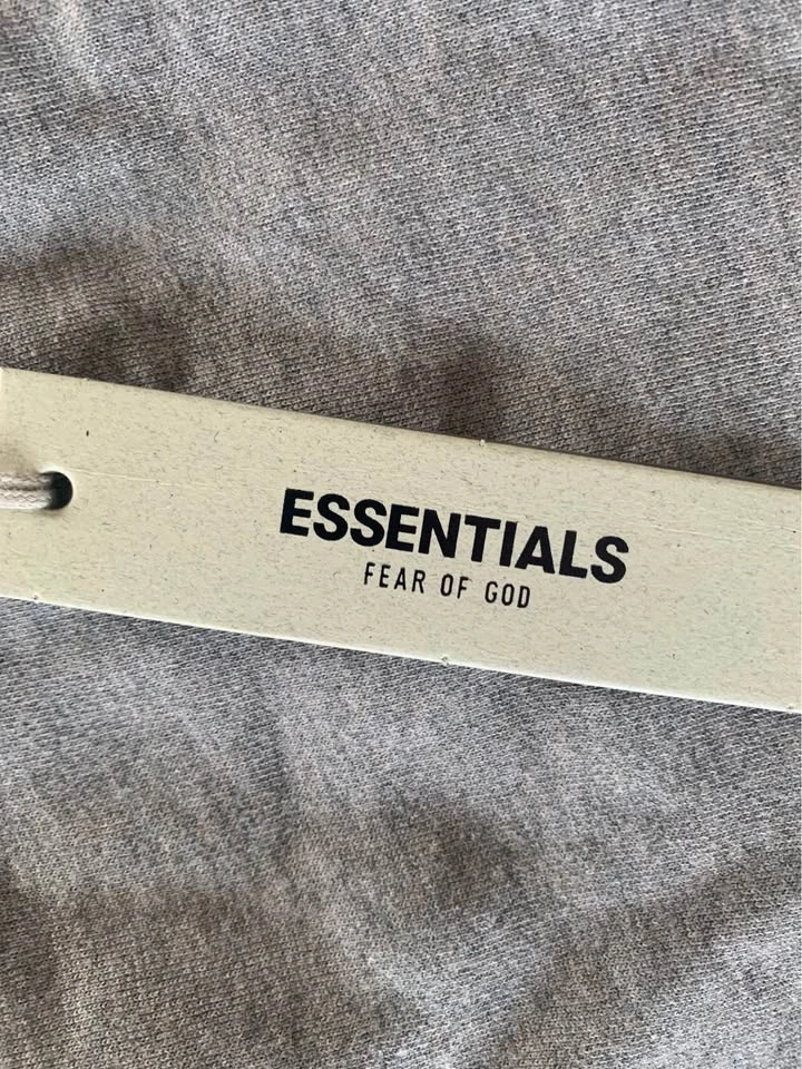 Brand New Fear of God Essentials Shorts Medium - Dark Oatmeal - photo 4