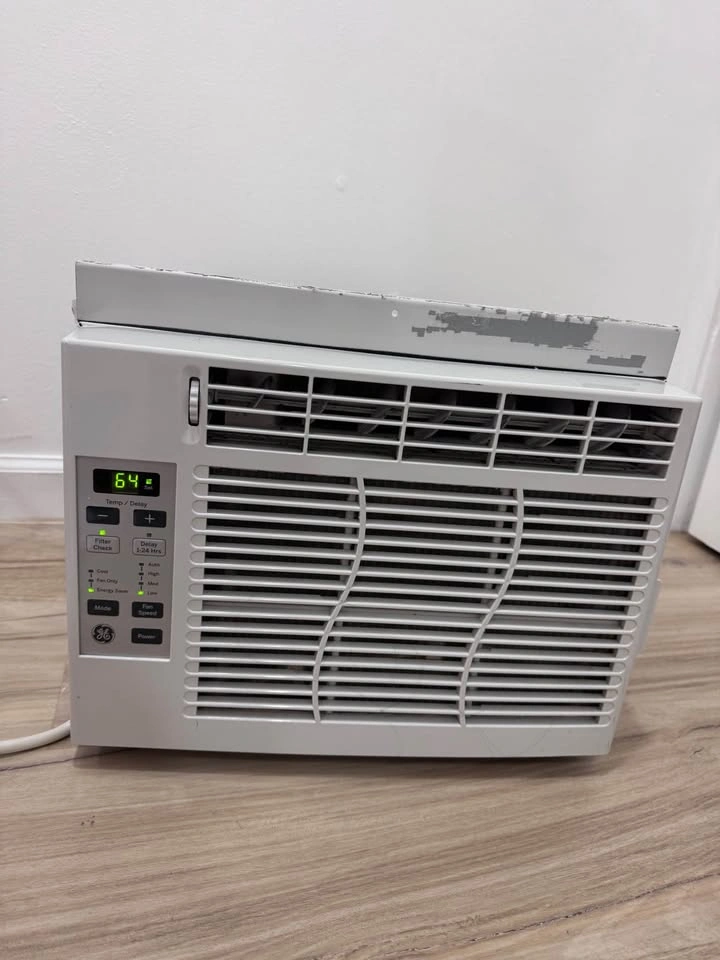 GE Window Air Conditioner - photo 3