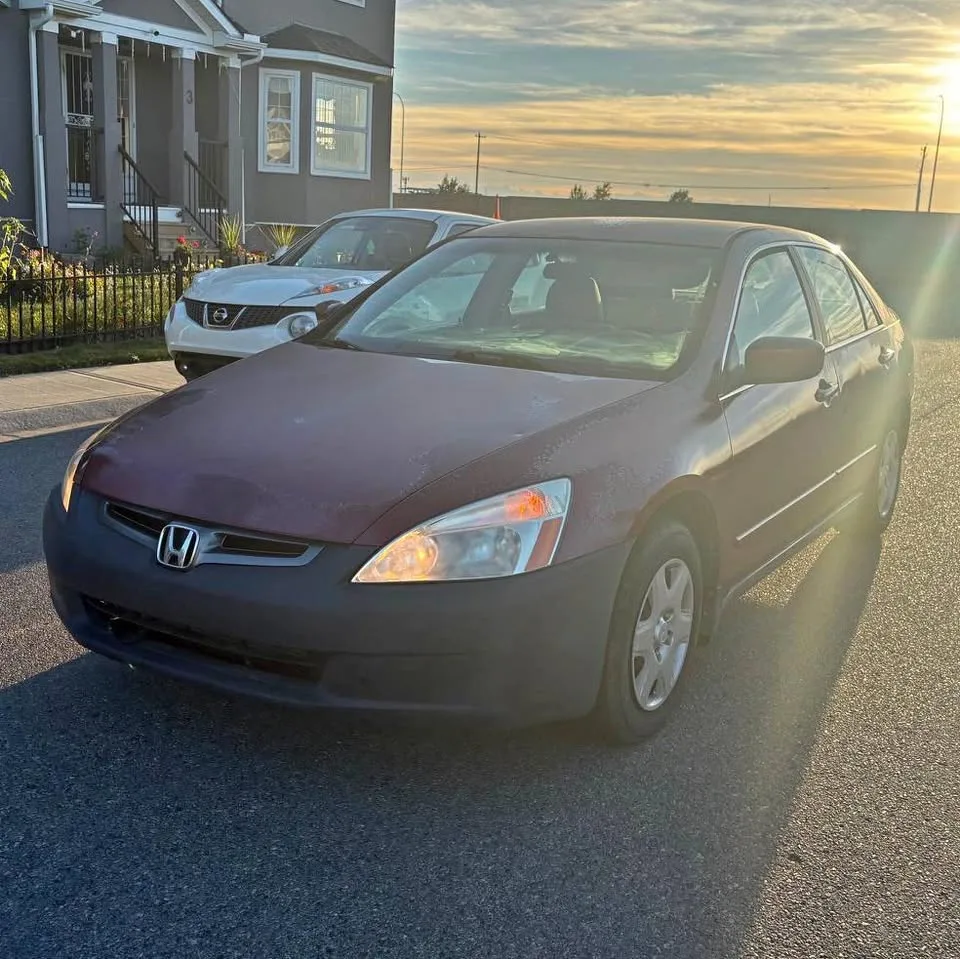 2005 Honda Accord thumbnail