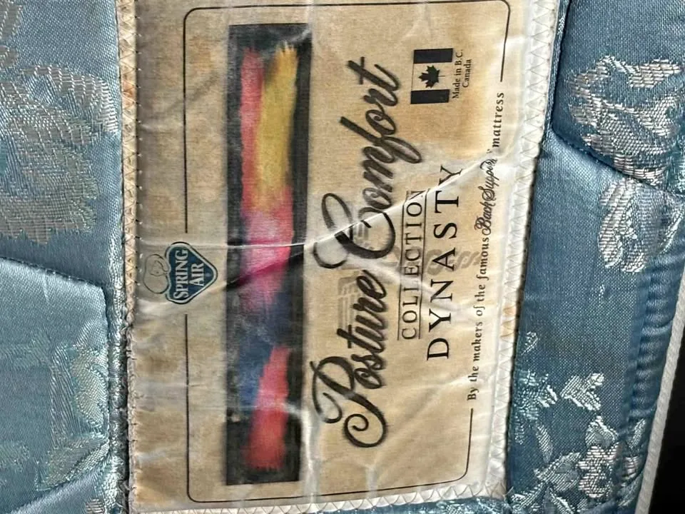 Queen size mattress for sale thumbnail