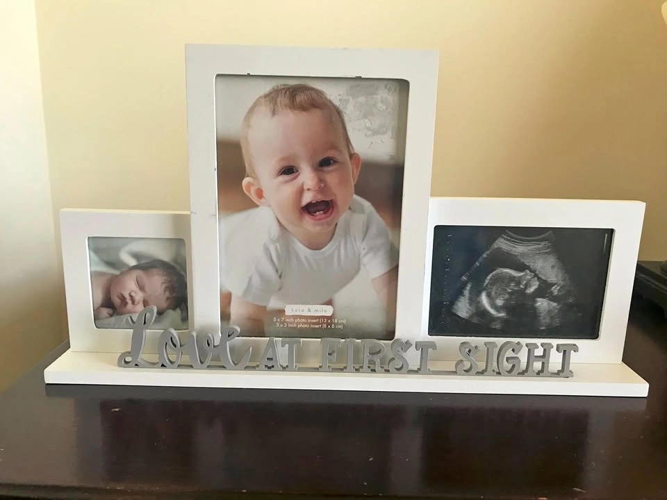 Pearhead Frame For Baby's First Images, New