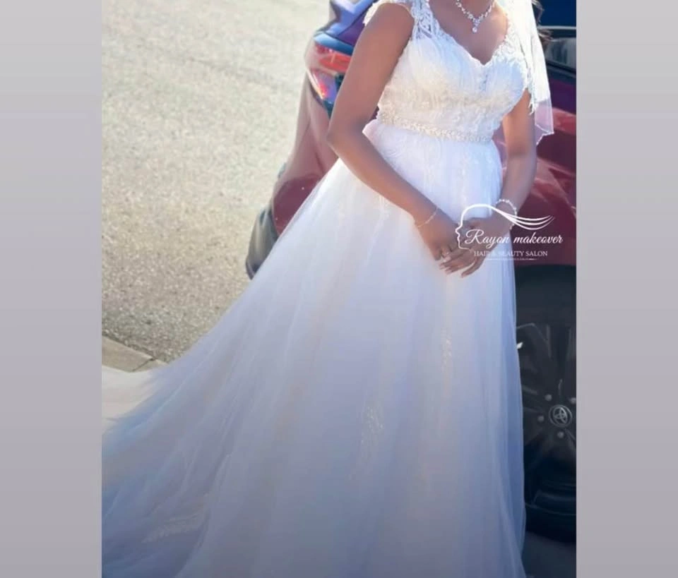 White Lace and Tulle A-Line Wedding Dress - David’s Bridal - photo 4