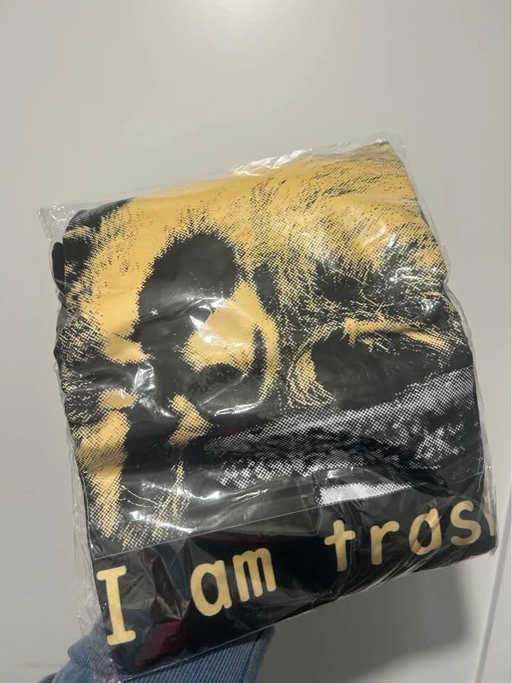 I am trash - Toronto racoon t-shirt, new, black, size 3XL - photo 2