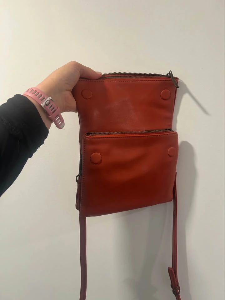 Matt & Nat HILEY VEGAN CROSSBODY BAG - LOOM Red - photo 2