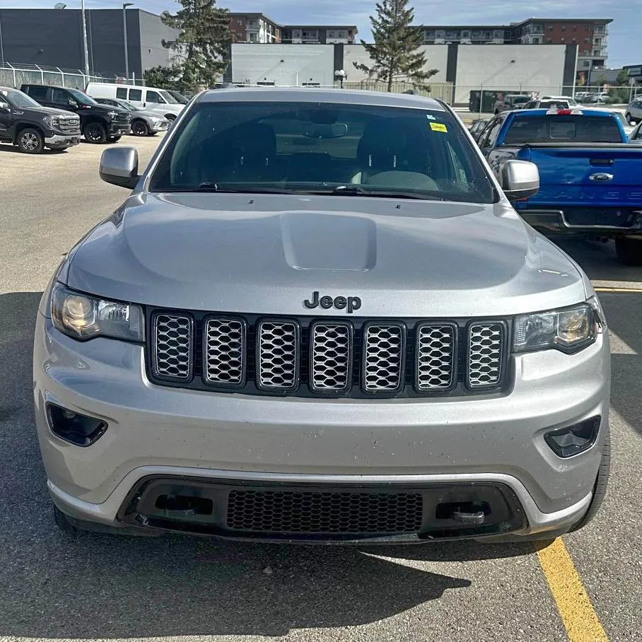 2019 Jeep Grand Cherokee thumbnail