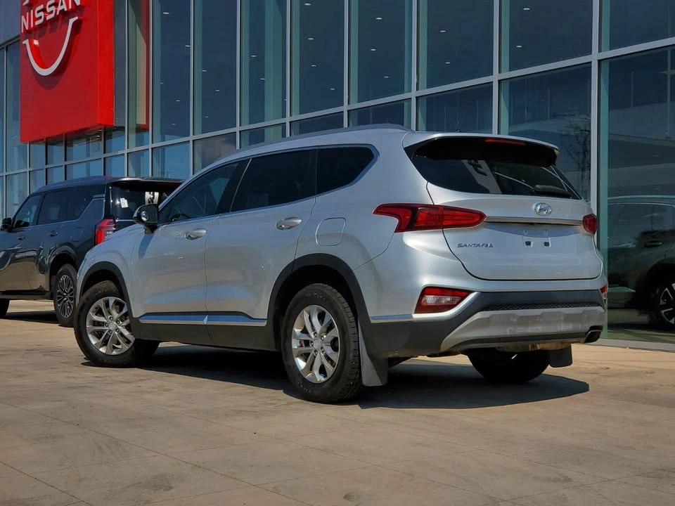 2019 Hyundai Santa Fe Essential - photo 5
