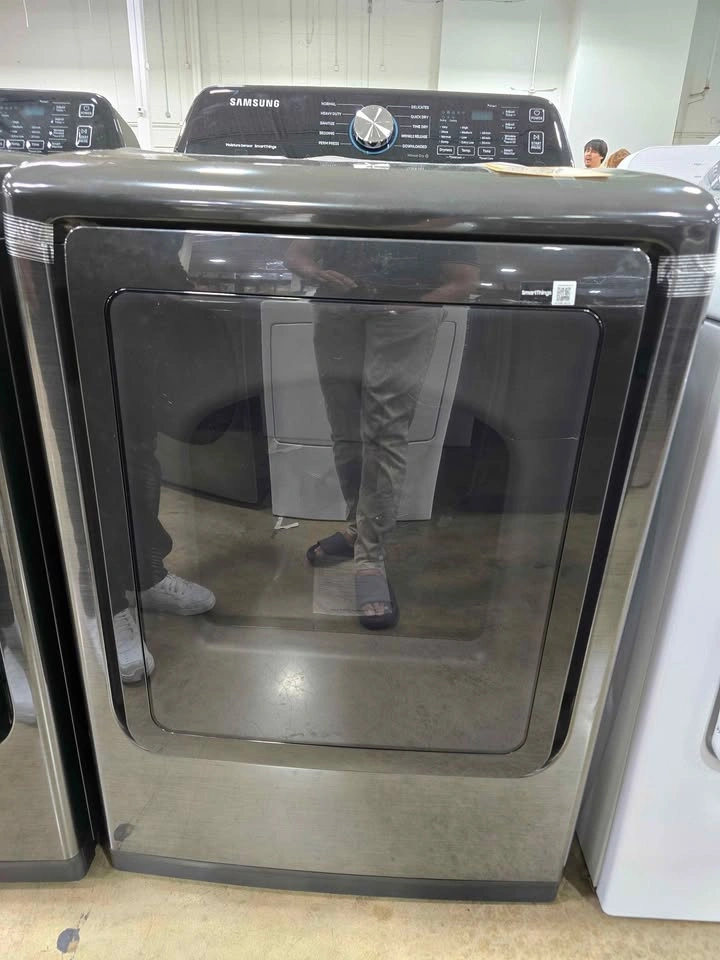 Samsung 7.4 Cu. Ft. Smart Electric Dryer - Black - Brand New - photo 4