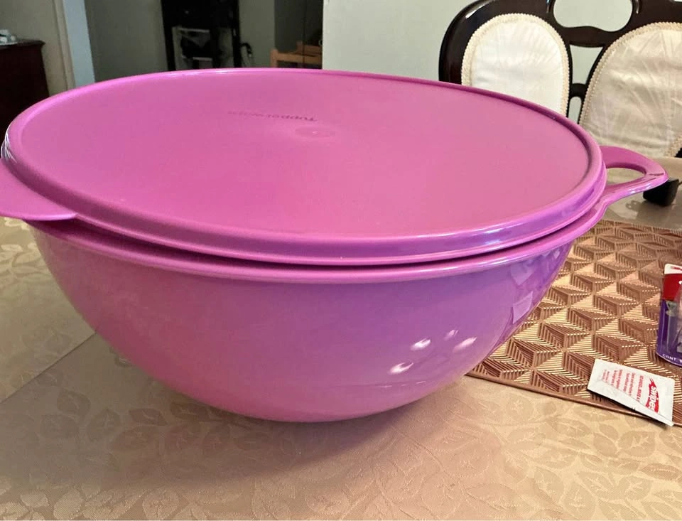 Tupperware Thatsa Bowl Series