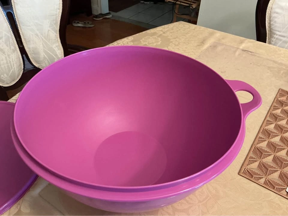 Tupperware Thatsa Bowl Series - photo 3