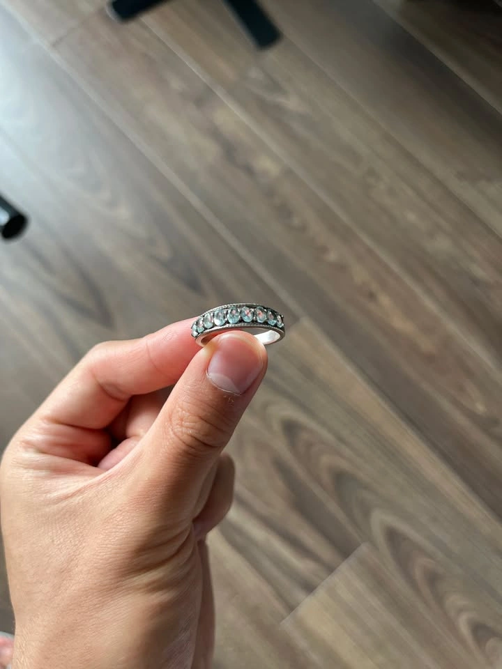 0.9 Carat Diamond Half Eternity Ring in Sterling Silver - photo 3