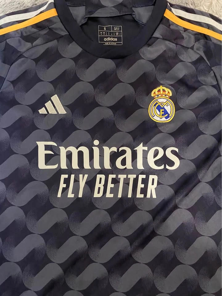 USED 23/24 Real Madrid Away Jersey - photo 2