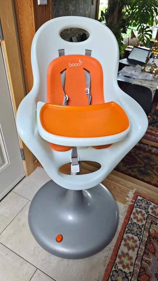 Boon Flair Pedestal High Chair