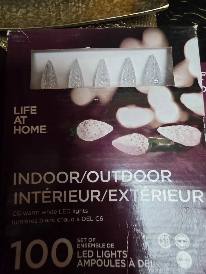 5 boxes of indoor lights - photo 3