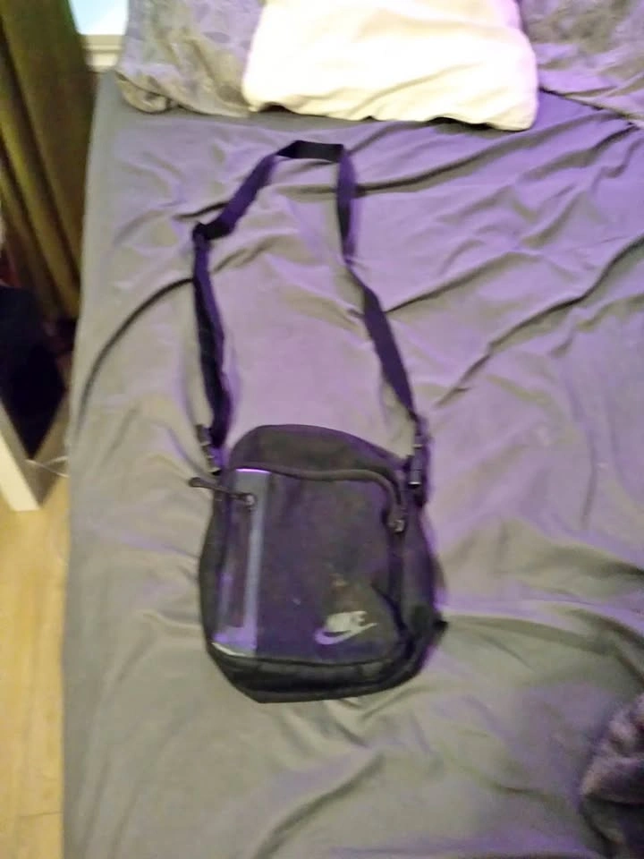 Nike tech side bag