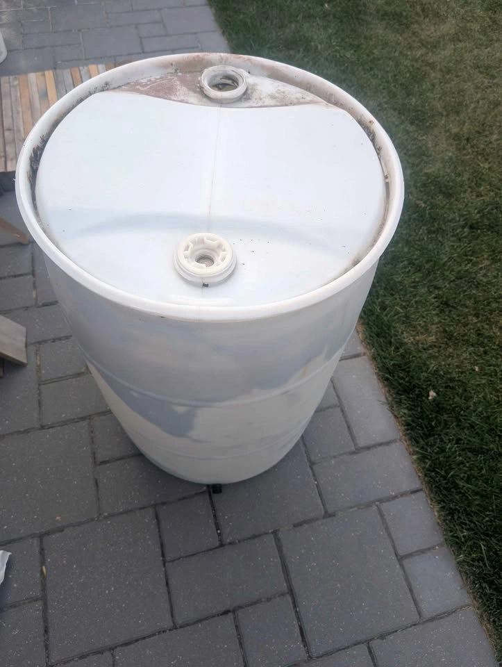 Rain barrel sealed lid with diverter and accessories - photo 5