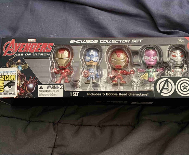 Disney Marvel Avengers: Age of Ultron 5 Piece Exclusive Set