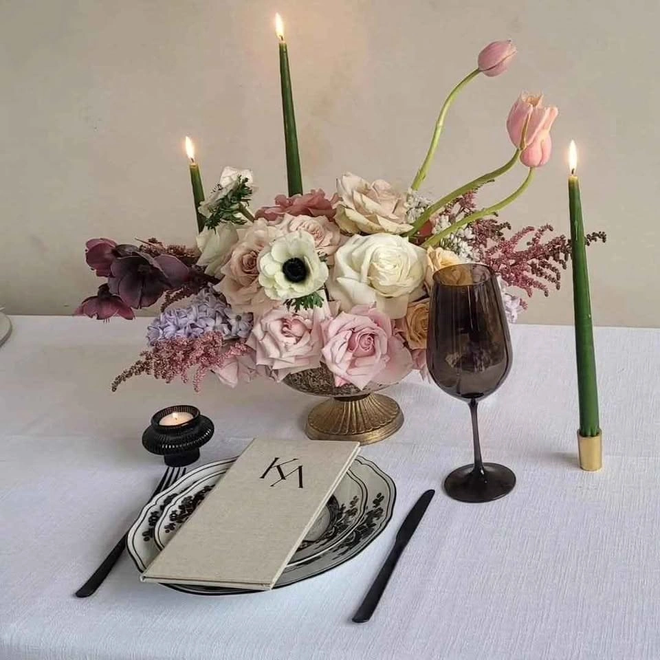 Fresh flower Wedding Bouquet and installs - photo 4