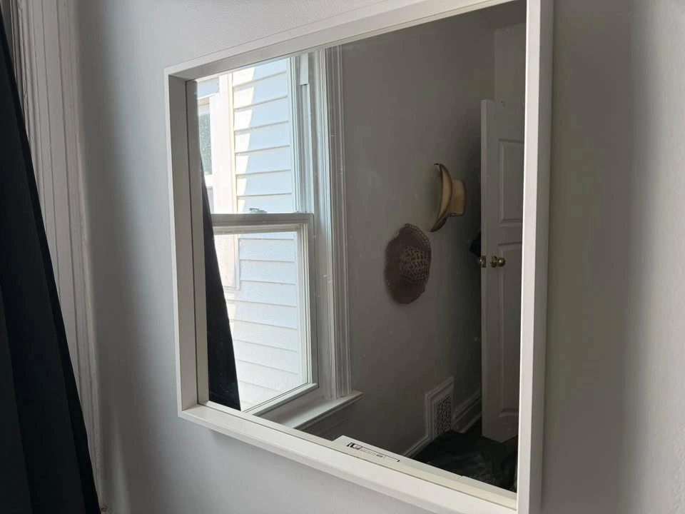 Square White Mirror - photo 2