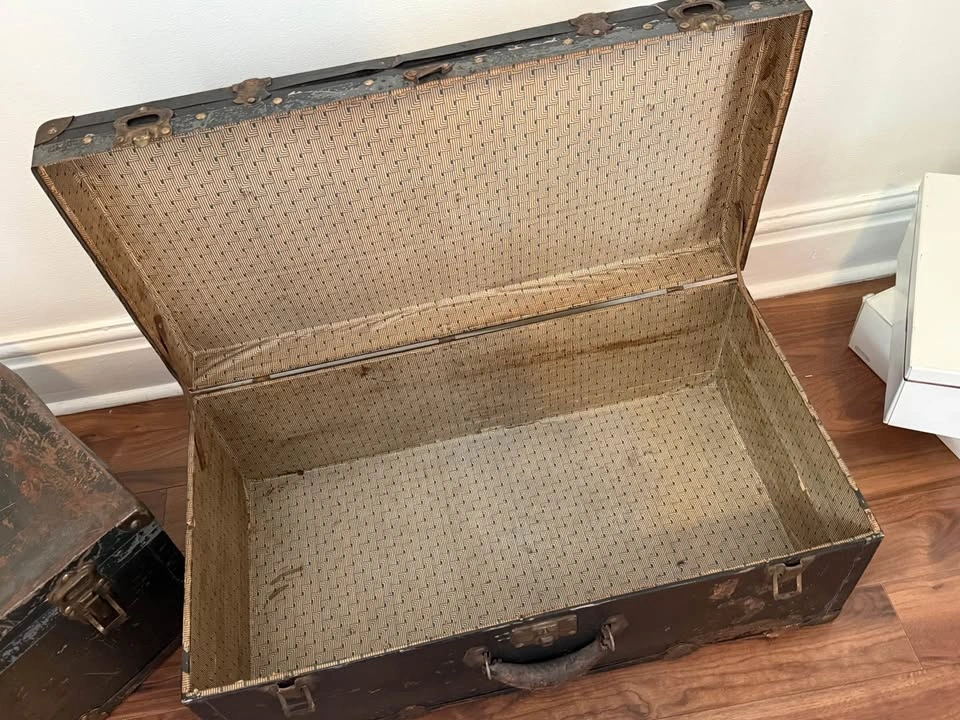 Vintage trunks - photo 3