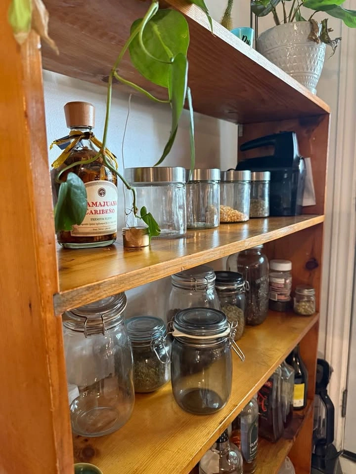 Solid Wood Bookshelf / Storage Shelf - photo 2
