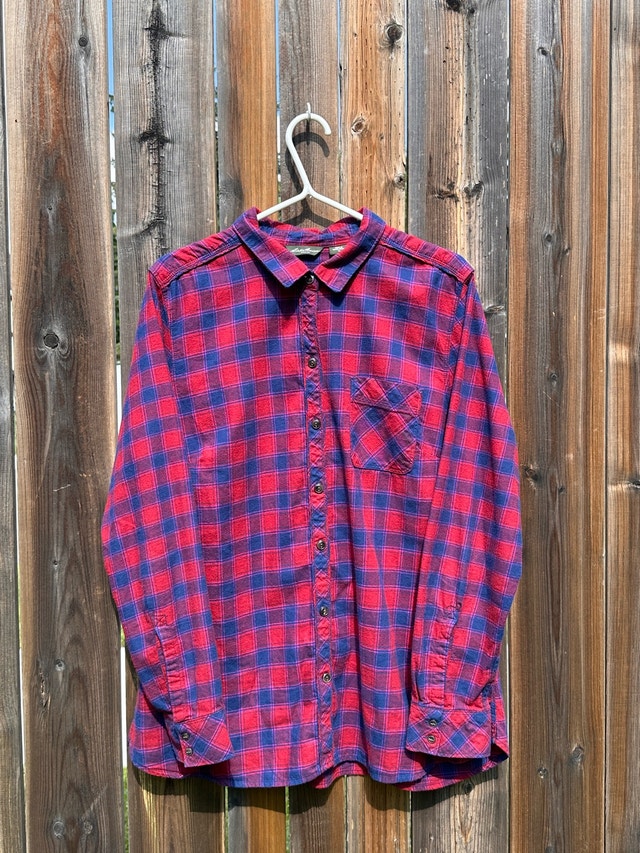 Eddie Bauer plaid button up size XL - photo 2
