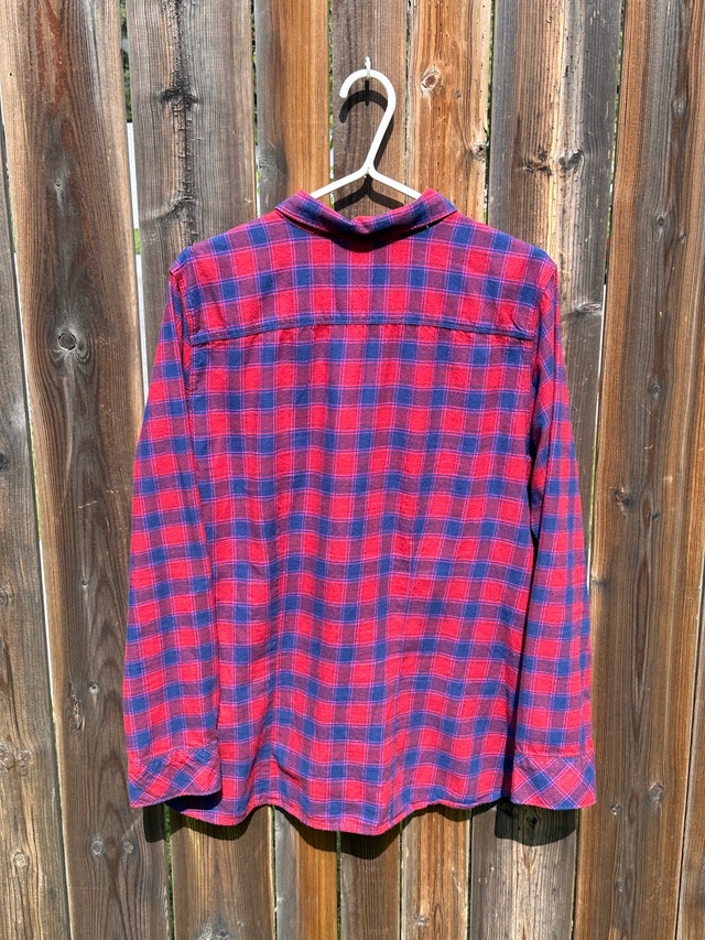 Eddie Bauer plaid button up size XL - photo 5