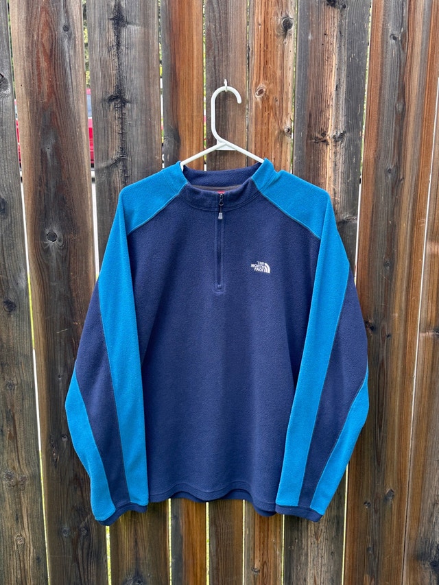 the north face quarter zip size M
