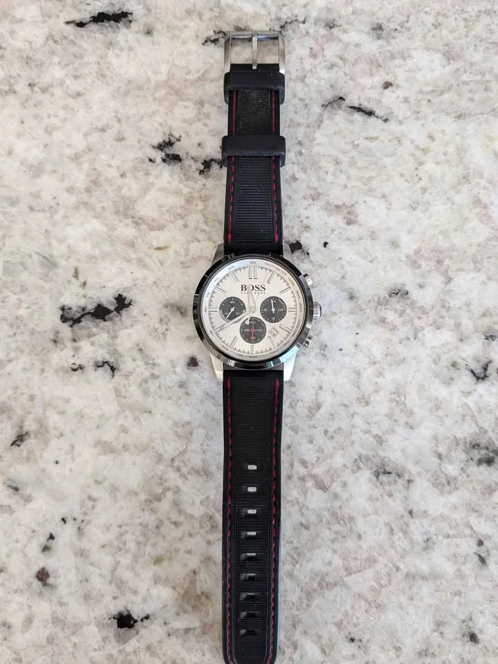 Hugo Boss Watch image indicator(2)