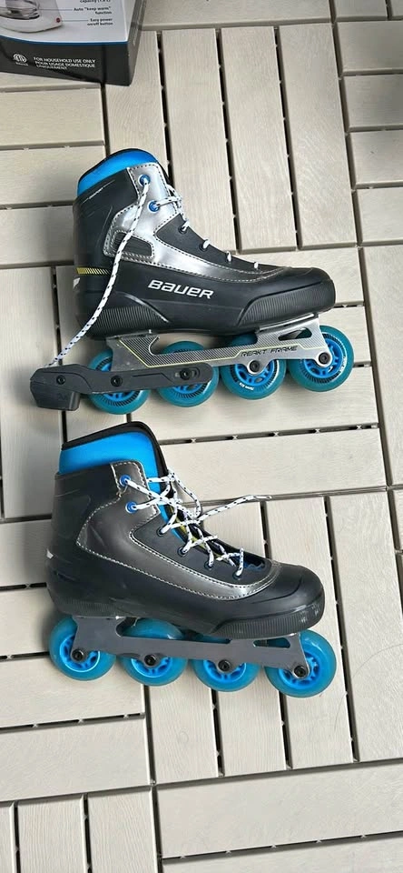 Bauer Coaster rollerblades (Size: women 9, men 8)