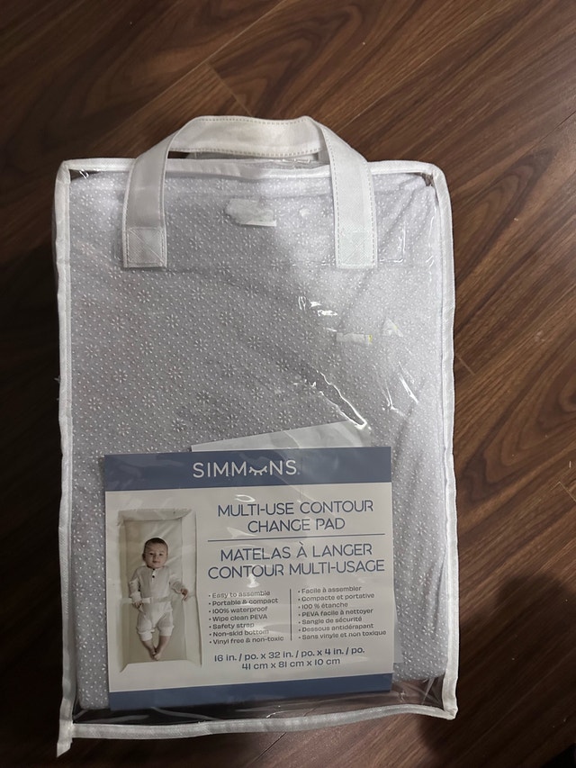 Simmons Multi-Use Contour Change Pad