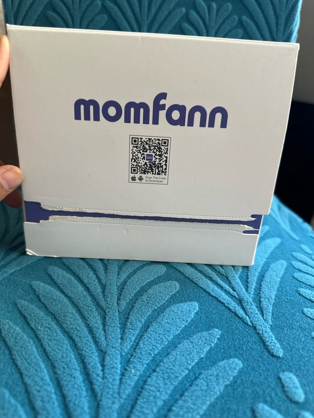 Momfann Electric wearable Breast Pump - photo 2
