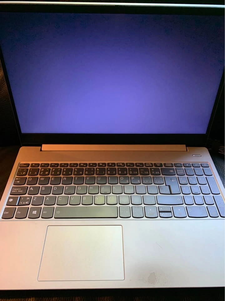 LENOVO 15.6” 10th GEN i7 512GB SSD 12GB RAM 80% battery - photo 3