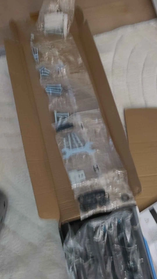 Full Motion TV Wall Mount for 32-70 Inch TVs - photo 2